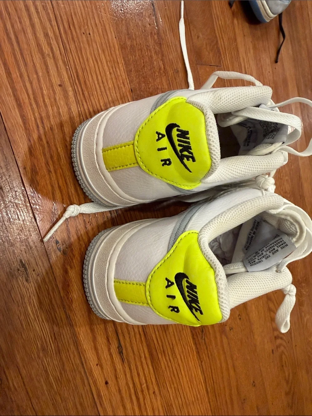 size 5Y Nike Kids White Sneakers with Neon Green Accents use very good no box